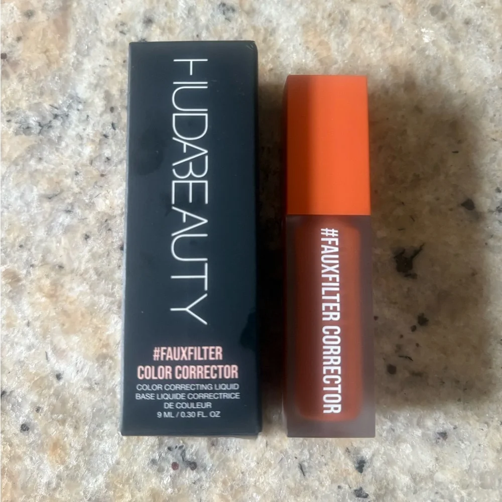 Huda Beauty Fauxfilter Color Corrector NWT